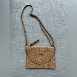 Elegant Tan Woven Crossbody Bag